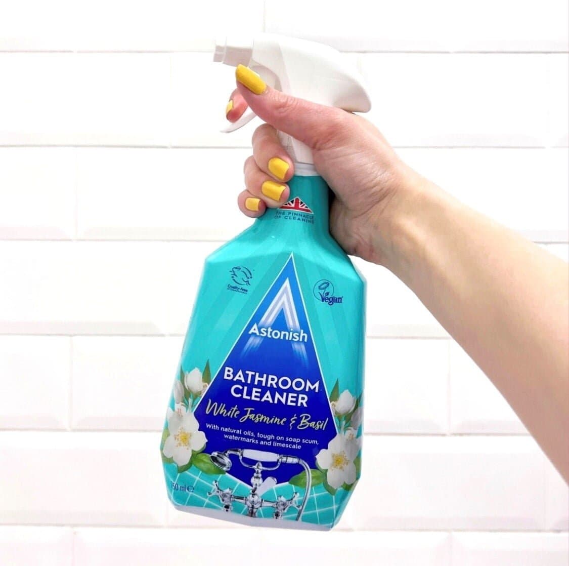 Astonish Bathroom Cleaner White Jasmine & Basil 750ml